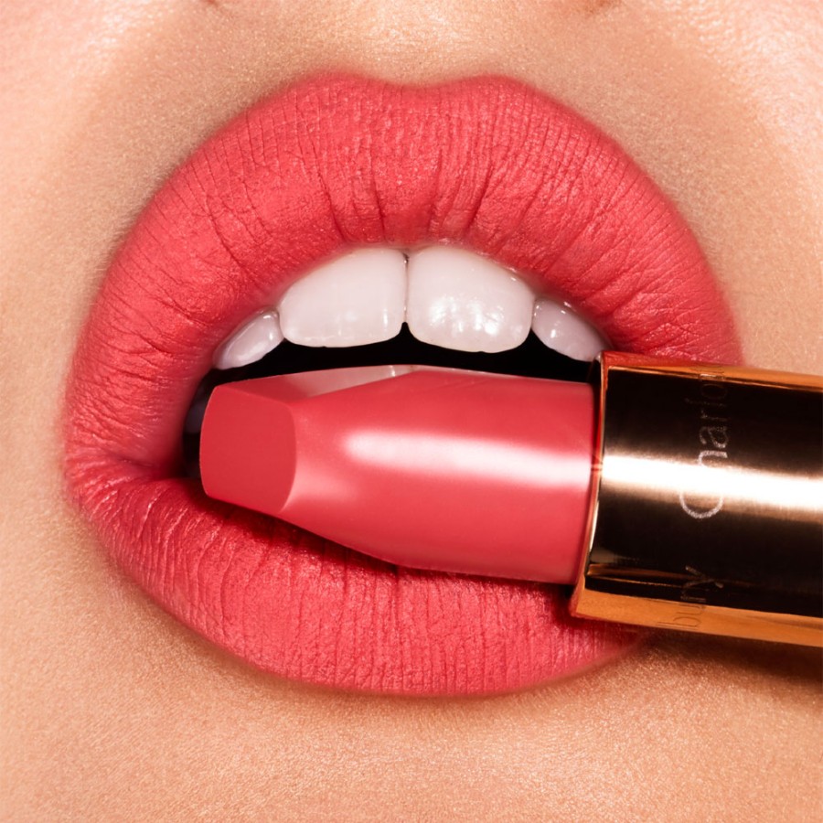 Charlotte Tilbury Matte Revolution Hot